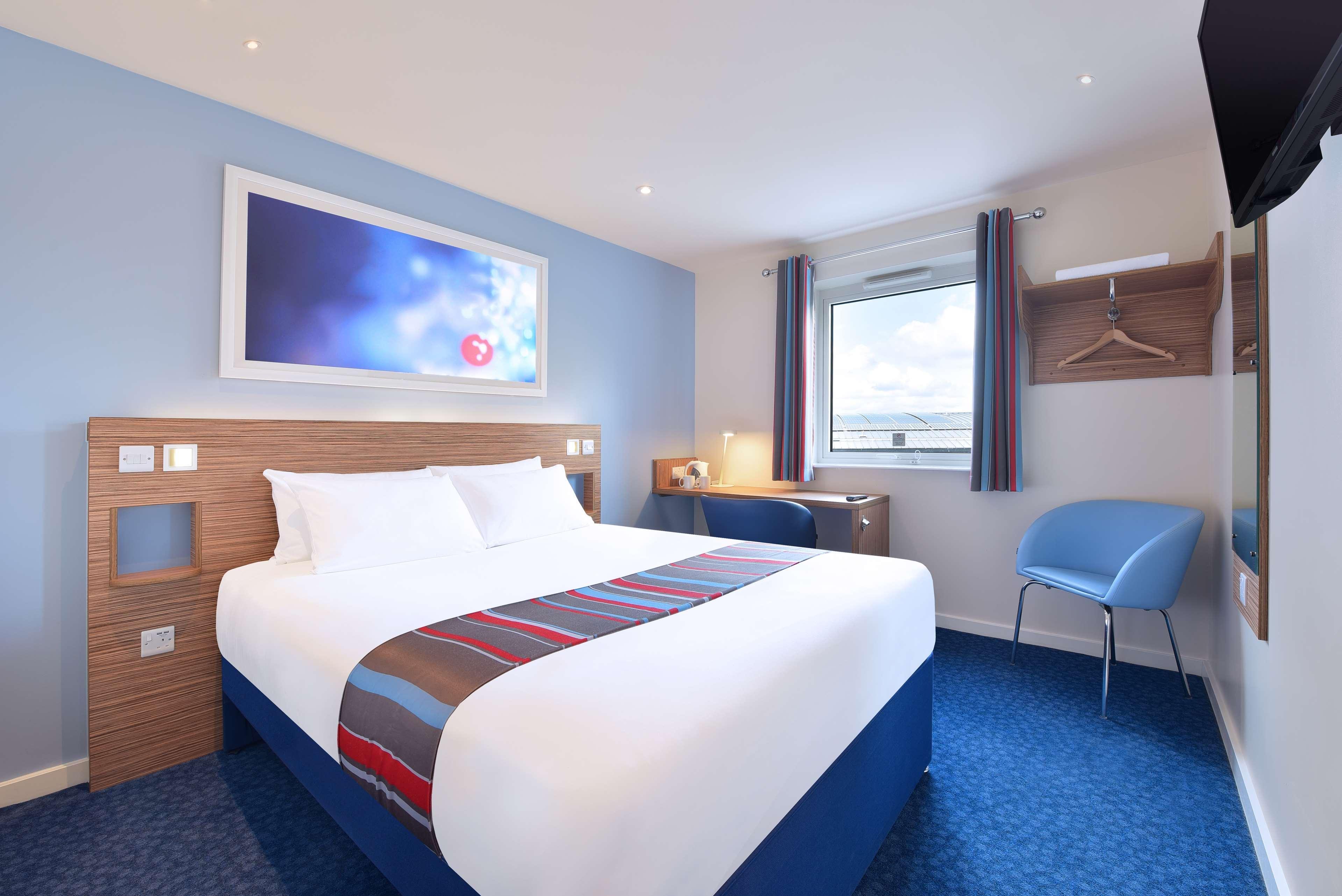 Travelodge Dublin Airport North 'Swords' Екстер'єр фото