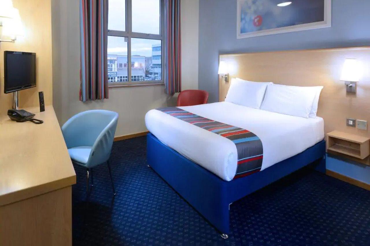 Travelodge Dublin Airport North 'Swords' Екстер'єр фото